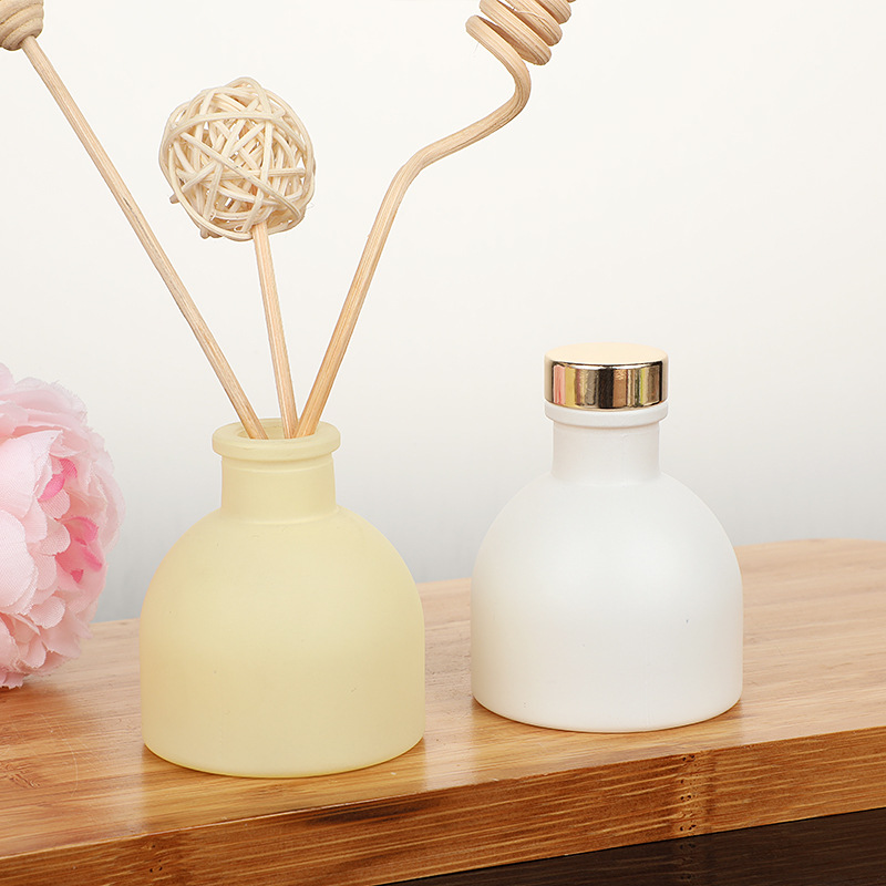 Hot Sale 50ml Tent Shape Glass - Home Fragrance London recension och pris